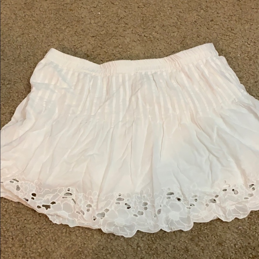 Aeropostale white skirt